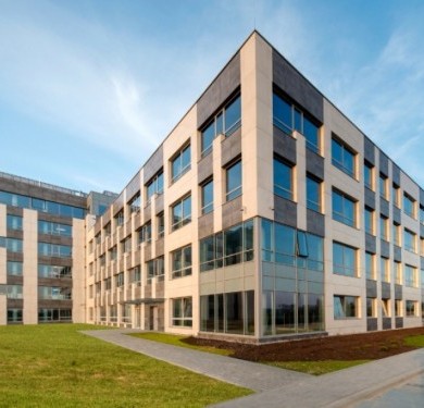 Centrum biurowo-usługowe Astrum Business Park w Warszawie